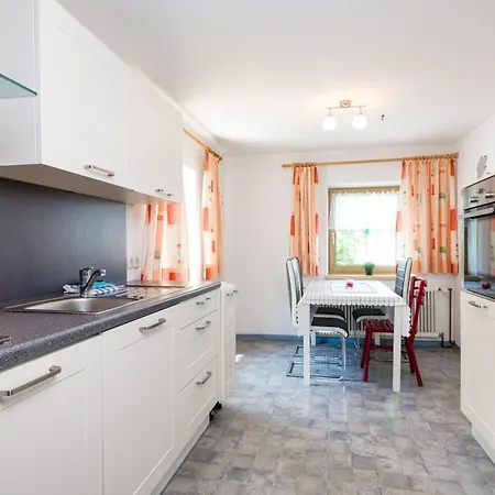 아파트 Comfy And Bright Next To Reutte 인스브루크